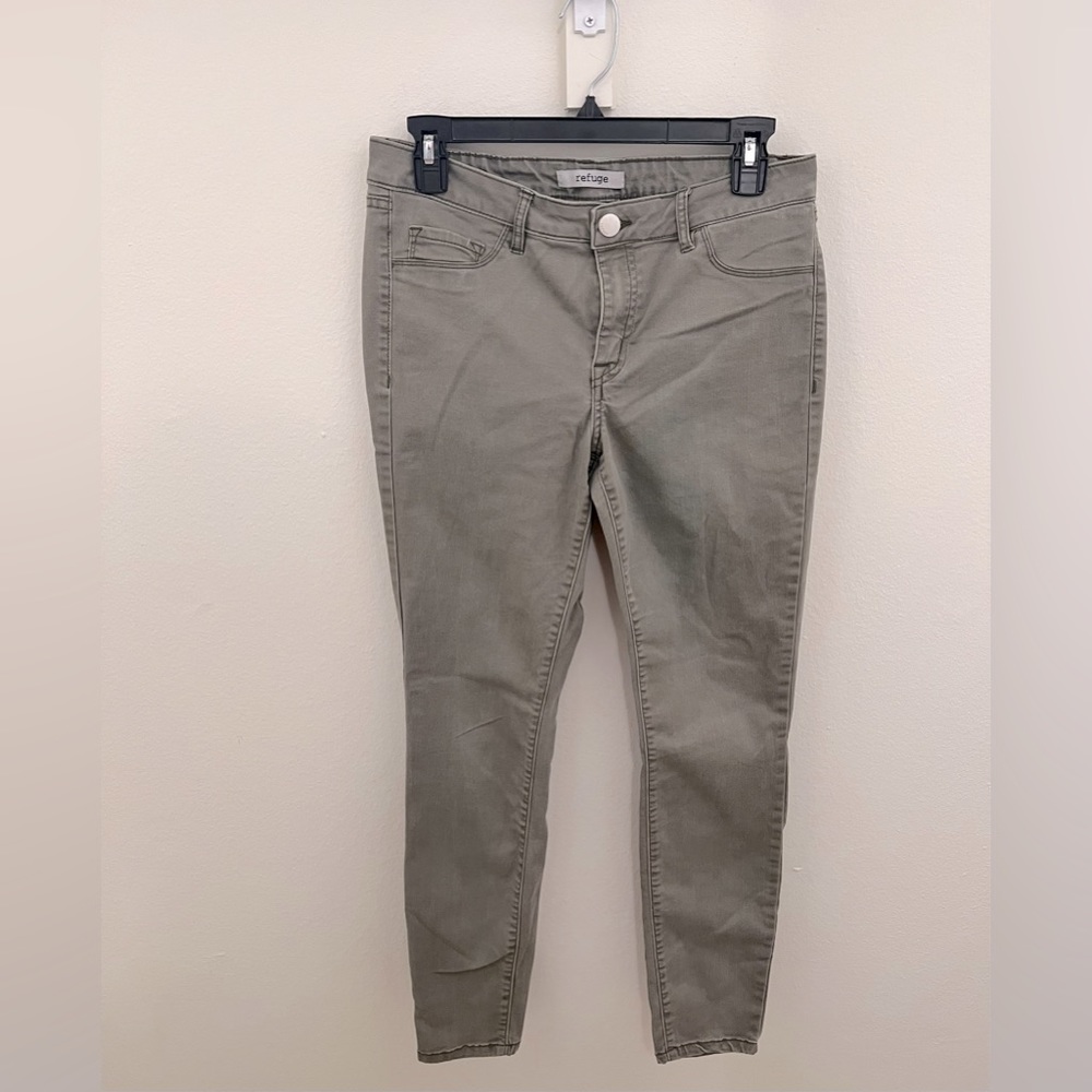 Refuge Olive Green Denim - Size 6